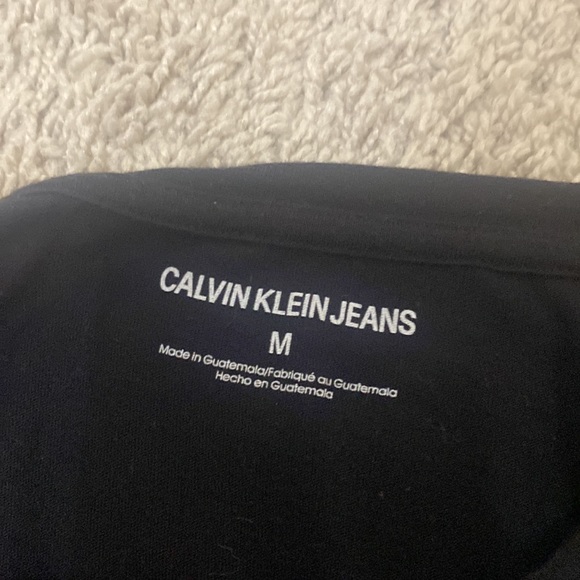 Calvin Klein Jeans T-Shirt - Picture 3 of 3